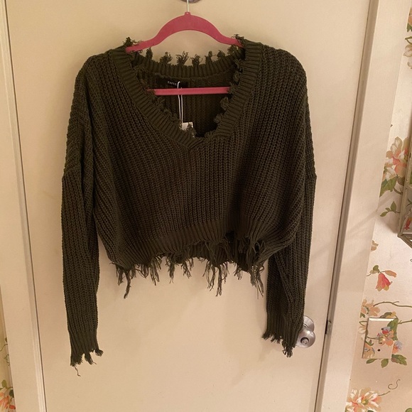 Zaful Sweaters - Brand new with tags, cropped sweater